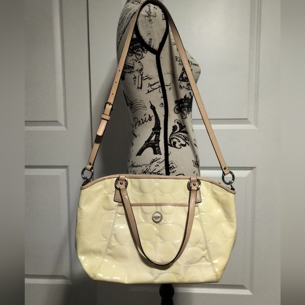 Authentic Coach Vintage Purse